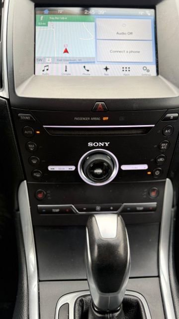 Used 2016 Ford Edge Titanium w/ Technology Package image 26