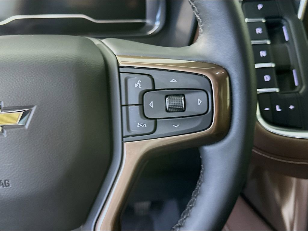 Used 2024 Chevrolet Tahoe High Country AWD/4WD image 27