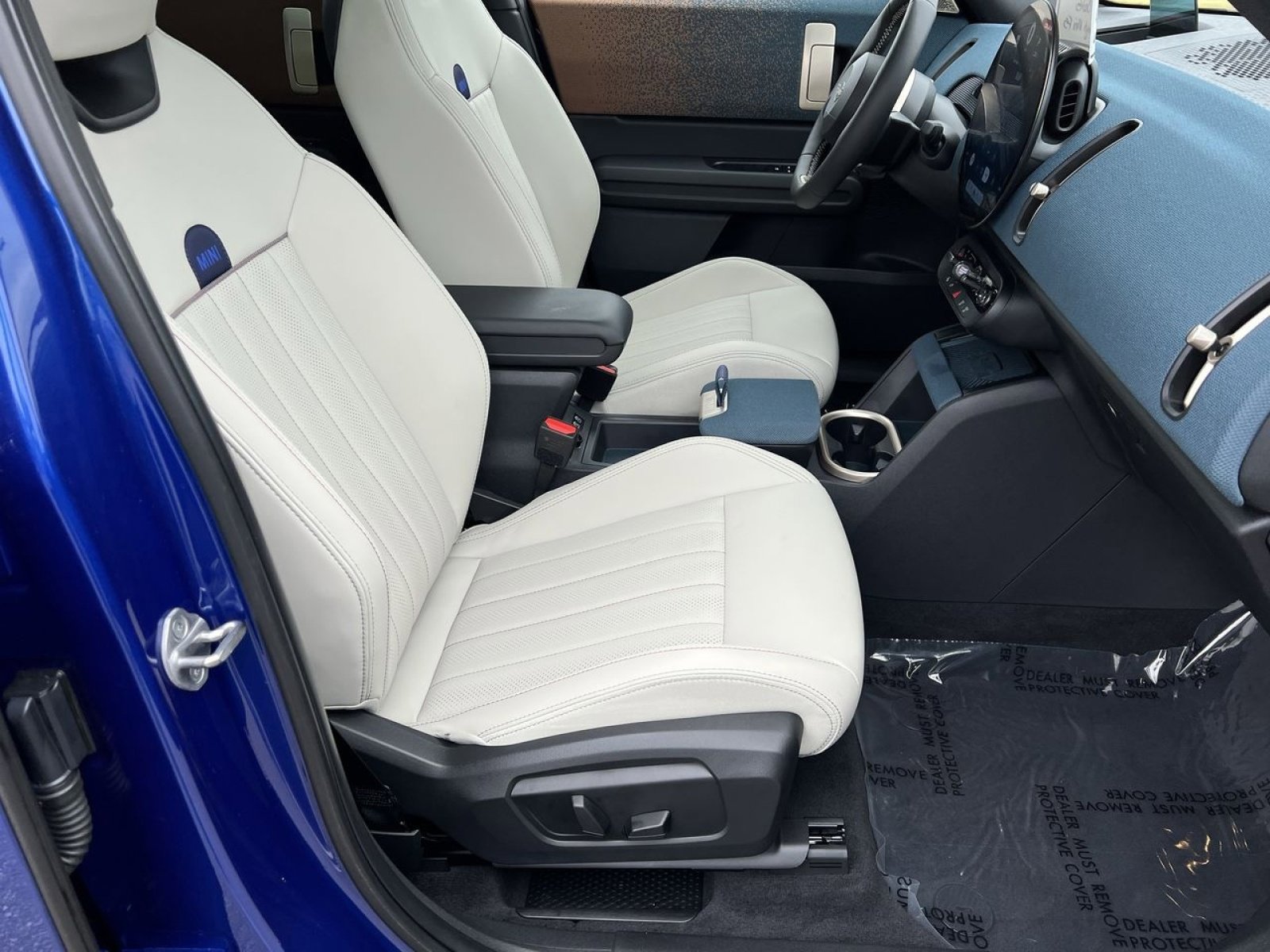Certified 2025 MINI Cooper Countryman S w/ Comfort Package Max image 26