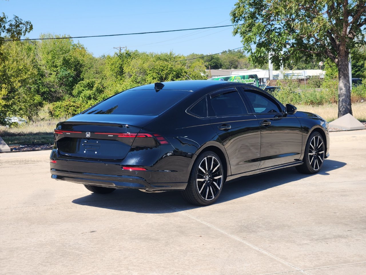 Used 2023 Honda Accord Touring image 5