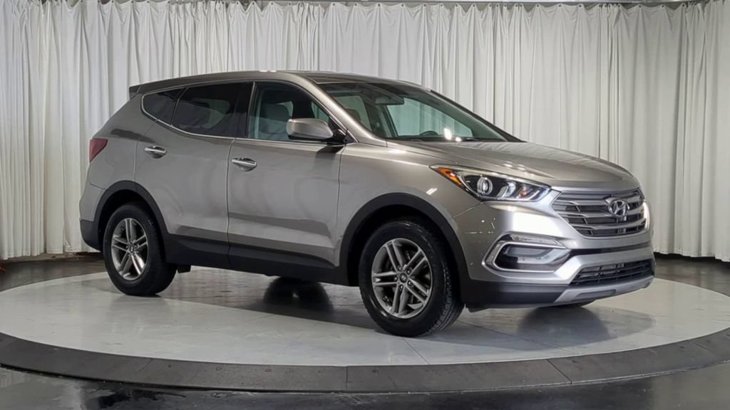 Used 2017 Hyundai Santa Fe Sport AWD/4WD image 3