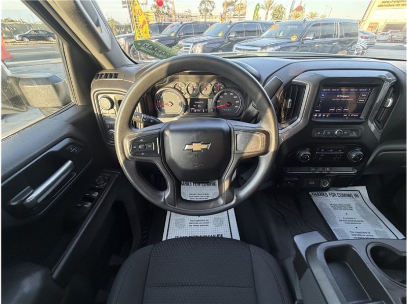 Used 2019 Chevrolet Silverado 1500 Custom w/ Custom Max Trailering Package AWD/4WD image 36