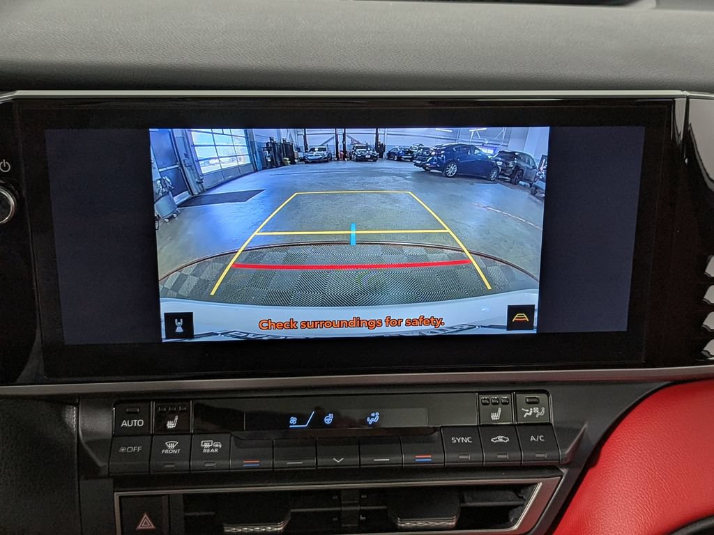 Used 2026 Toyota Camry XSE AWD/4WD image 34