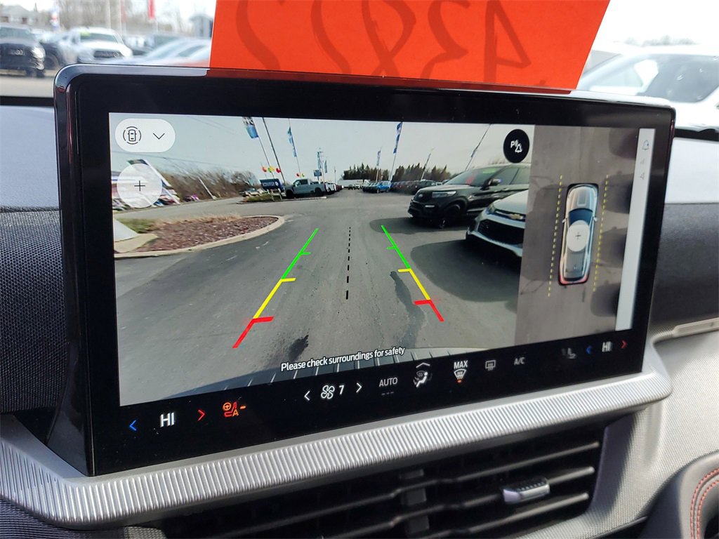 Used 2025 Ford Explorer ST-Line image 16