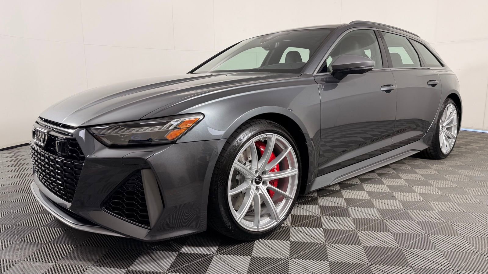 New 2026 Audi RS 6 performance AWD/4WD image 4