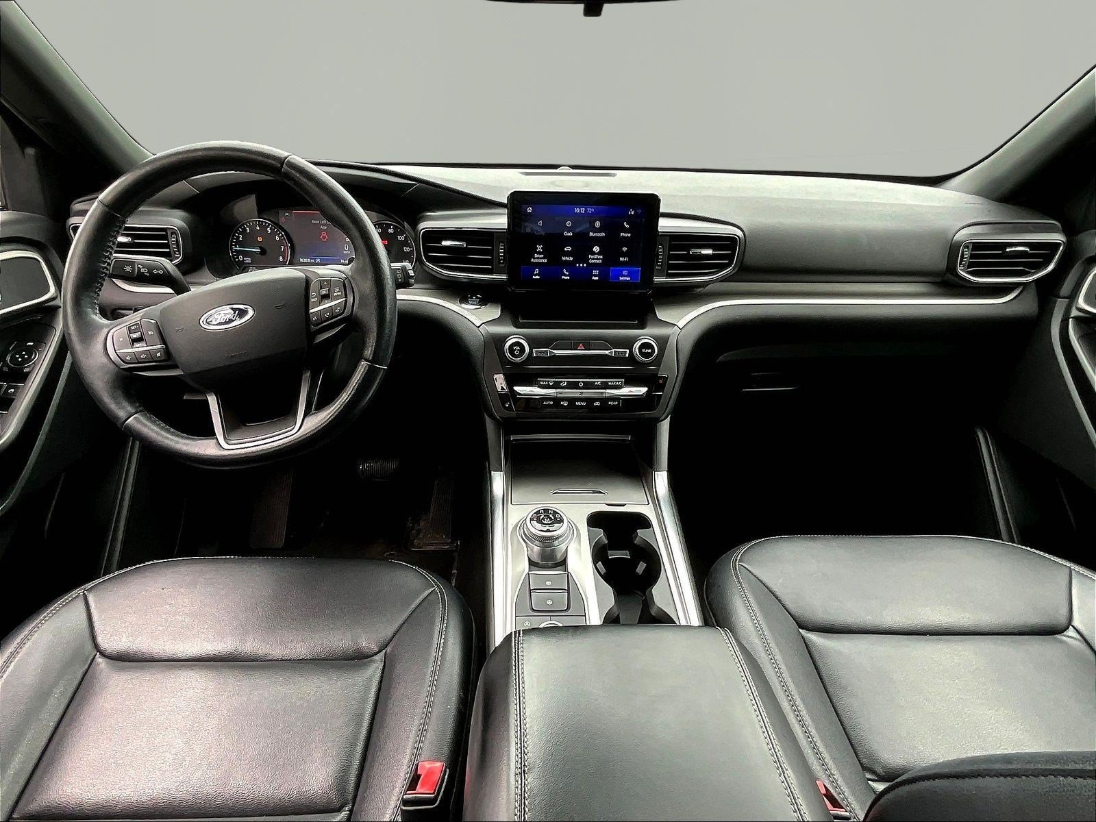 Used 2020 Ford Explorer XLT w/ Equipment Group 202A AWD/4WD image 7