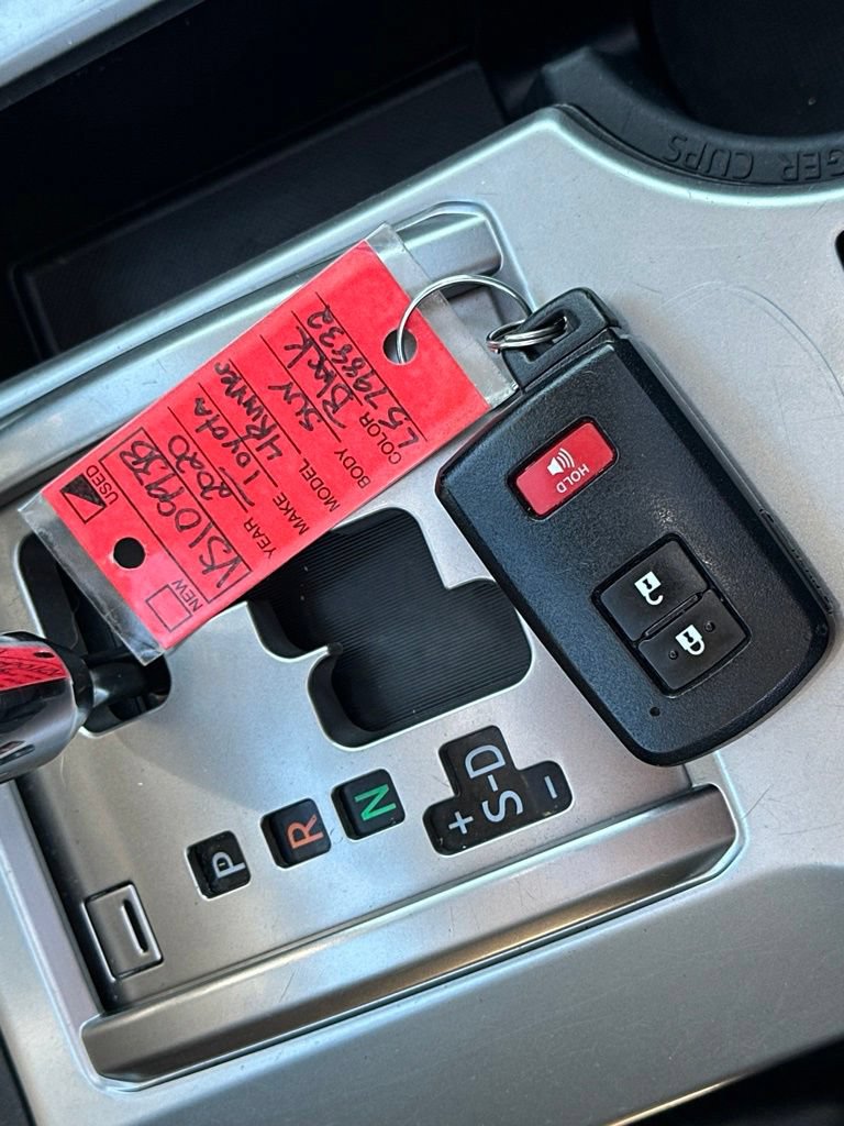 Used 2020 Toyota 4Runner Limited AWD/4WD image 35