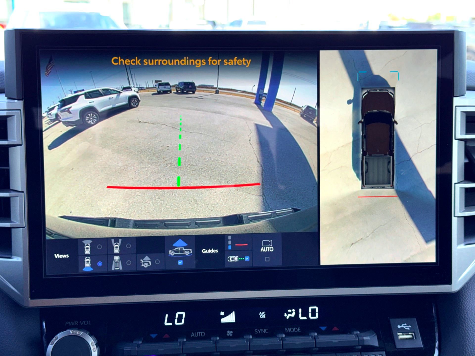 Used 2025 Toyota Tundra Limited image 32