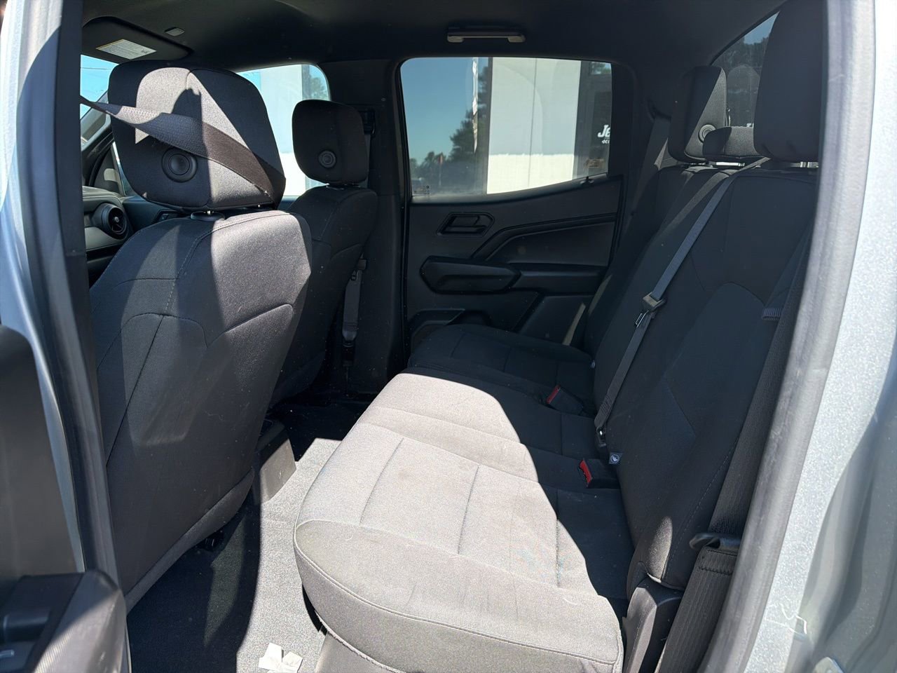 Used 2024 Chevrolet Colorado W/T image 5