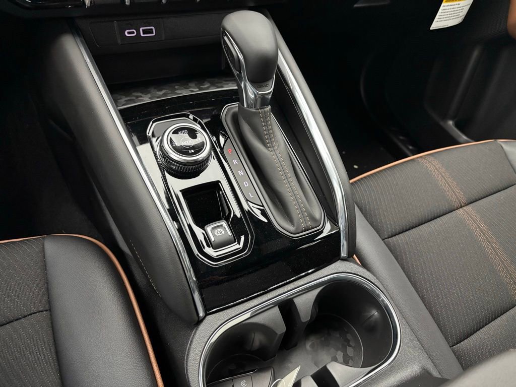 New 2026 GMC Canyon AT4 w/ Nightfall Essentials Package image 27