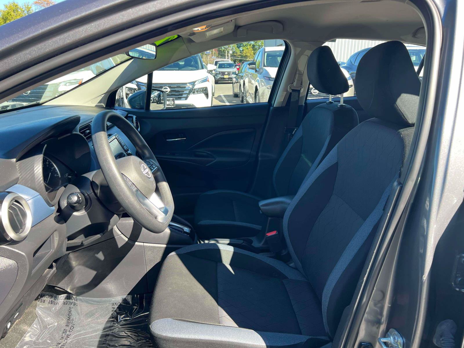 Used 2025 Nissan Versa SV FWD image 26