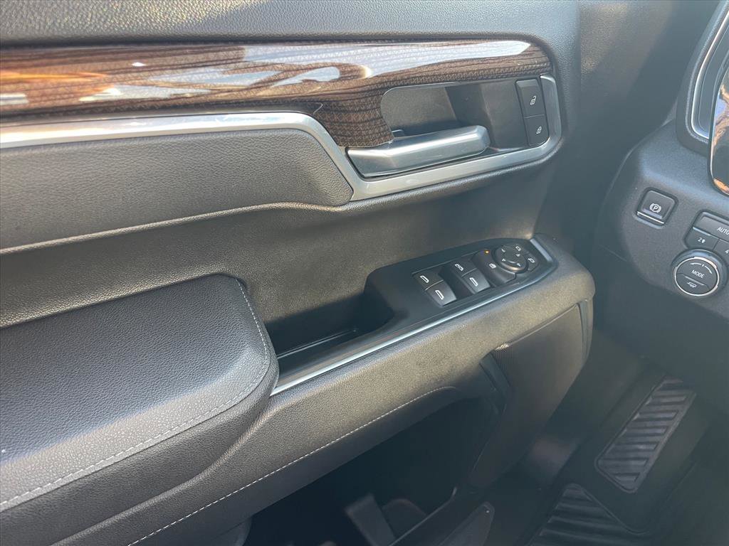 Used 2026 Chevrolet Silverado 1500 RST AWD/4WD image 18
