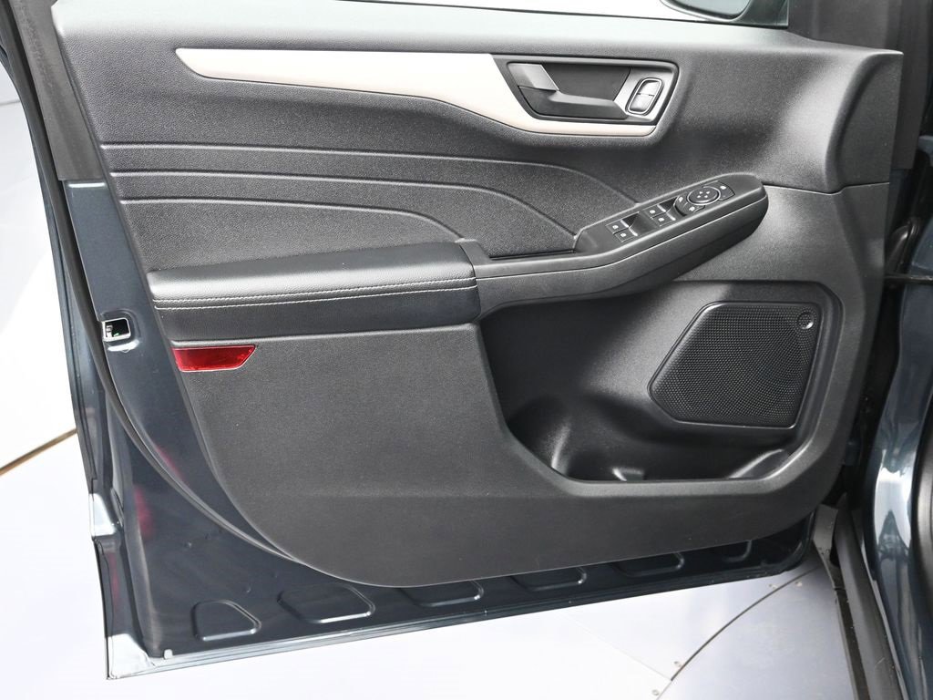 Certified 2022 Ford Escape SE w/ Convenience Package image 10