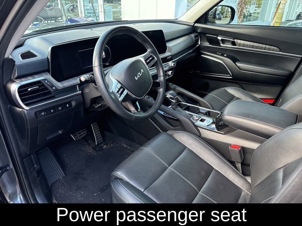 Used 2024 Kia Telluride SX w/ Towing Package image 27