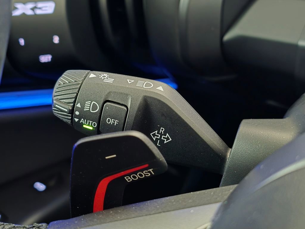 Certified 2025 BMW X3 xDrive30i w/ Premium Package image 32