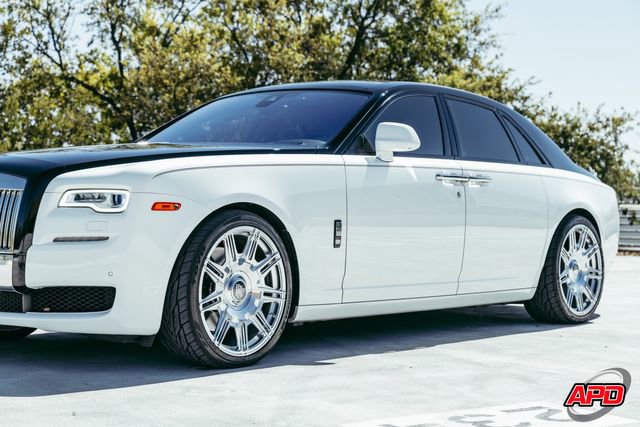 Used 2017 Rolls-Royce Ghost RWD image 54