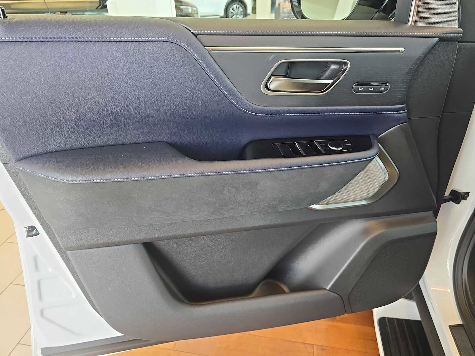 New 2026 INFINITI QX80 4WD w/ Sport Exterior Package image 14