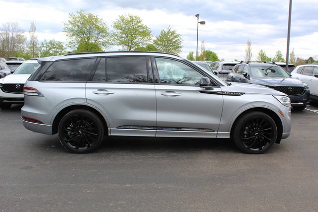 Certified 2023 Lincoln Aviator Black Label w/ Jet Package AWD/4WD image 2