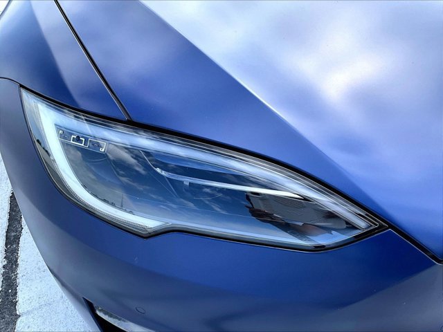 Used 2022 Tesla Model S Plaid AWD/4WD image 30
