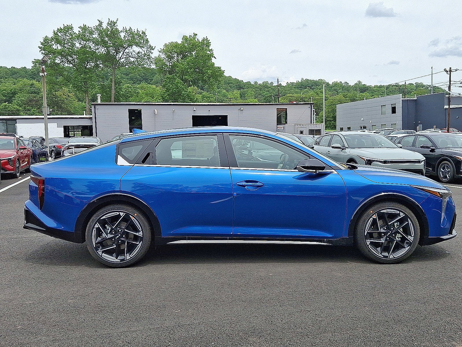 New 2025 Kia K4 GT-Line image 8