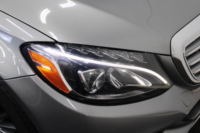 Used 2015 Mercedes-Benz C 300 4MATIC Sedan image 8