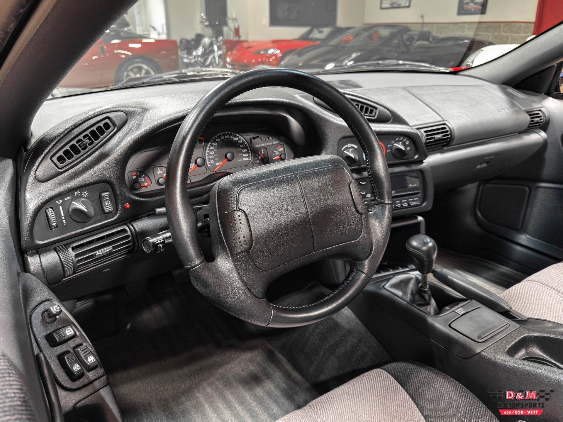 Used 1994 Chevrolet Camaro Z28 RWD image 11