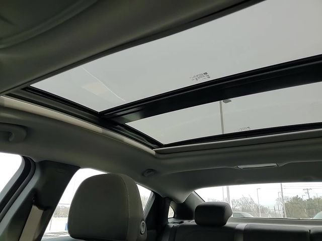 Used 2024 Chevrolet Malibu LT image 25