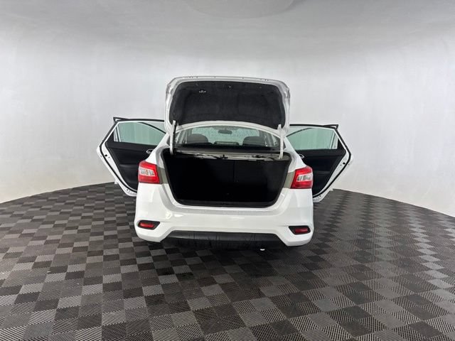 Used 2017 Nissan Sentra SV FWD image 18