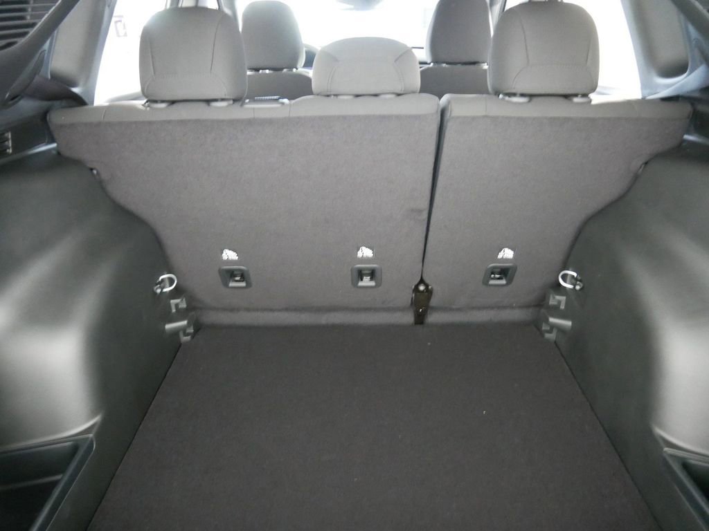 Used 2024 Jeep Compass Sport image 25