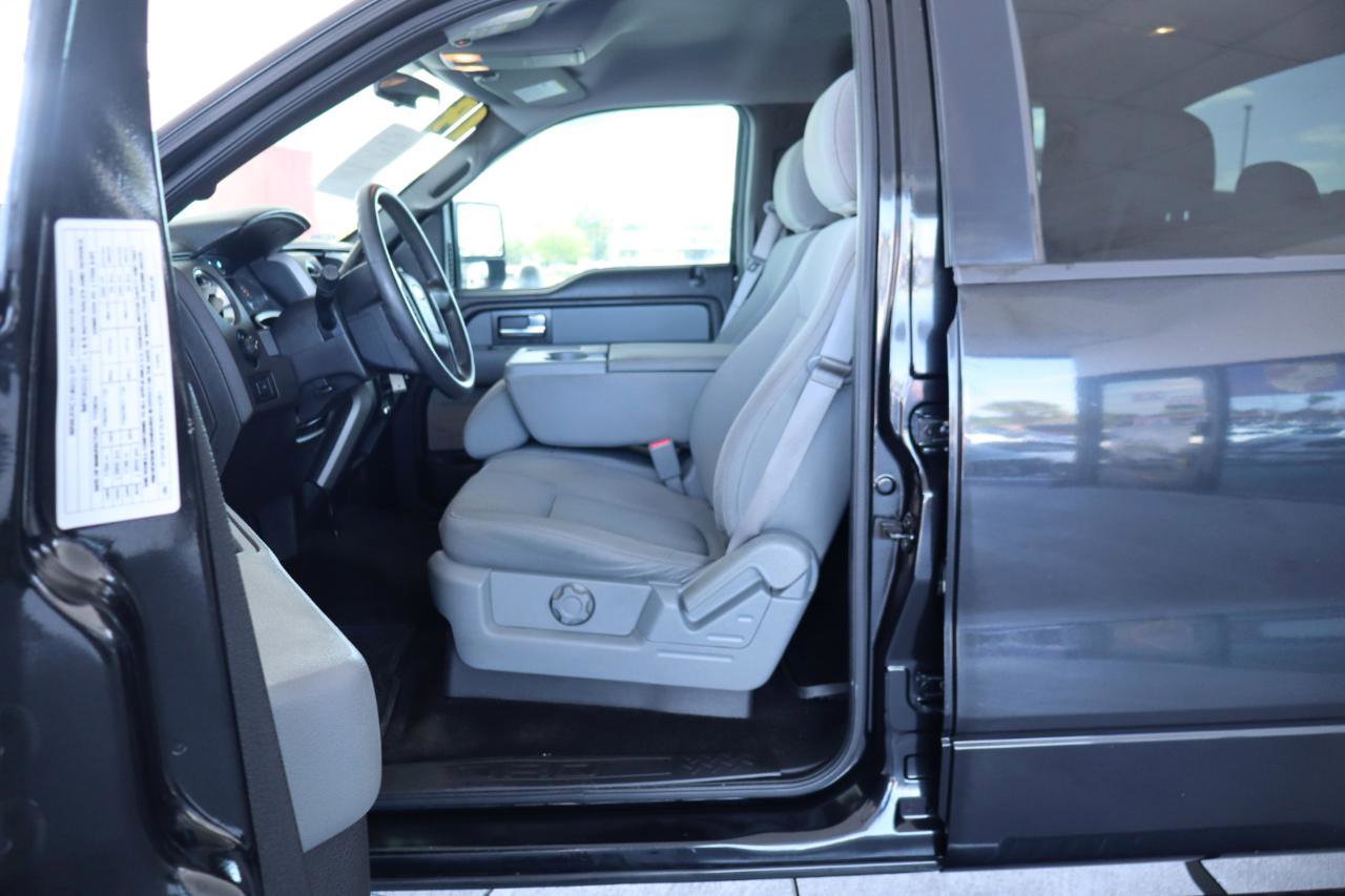 Used 2014 Ford F150 XLT w/ Trailer Tow Package image 15