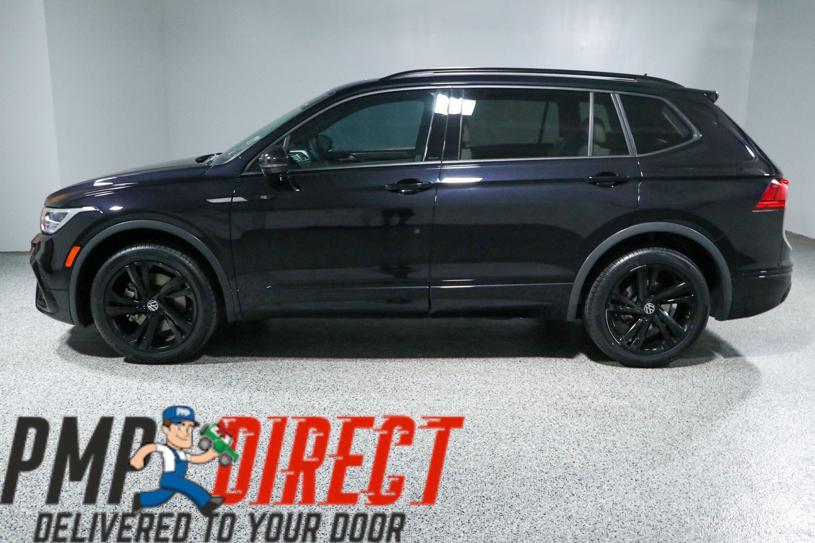 Used 2023 Volkswagen Tiguan SE R-Line FWD image 10