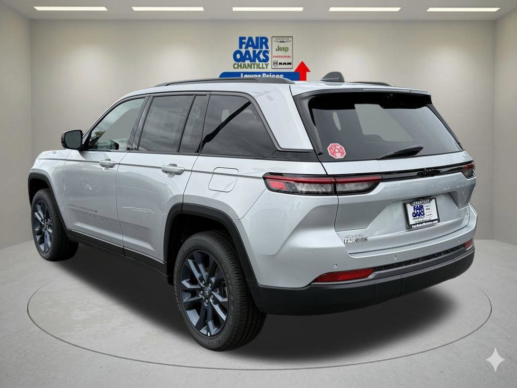 New 2026 Jeep Grand Cherokee Limited AWD/4WD image 5