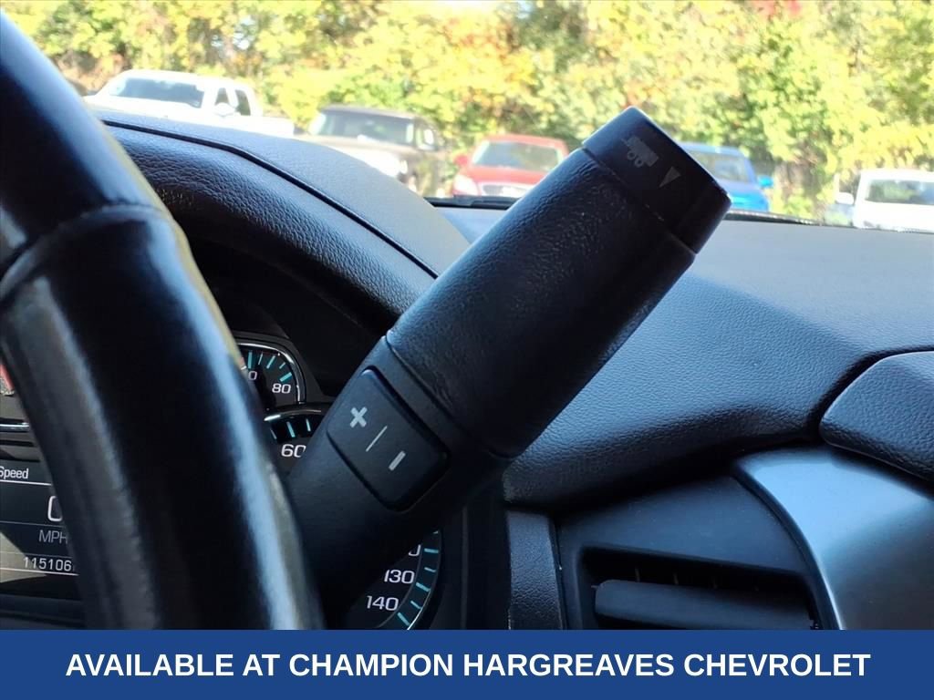 Used 2020 Chevrolet Suburban LT image 30