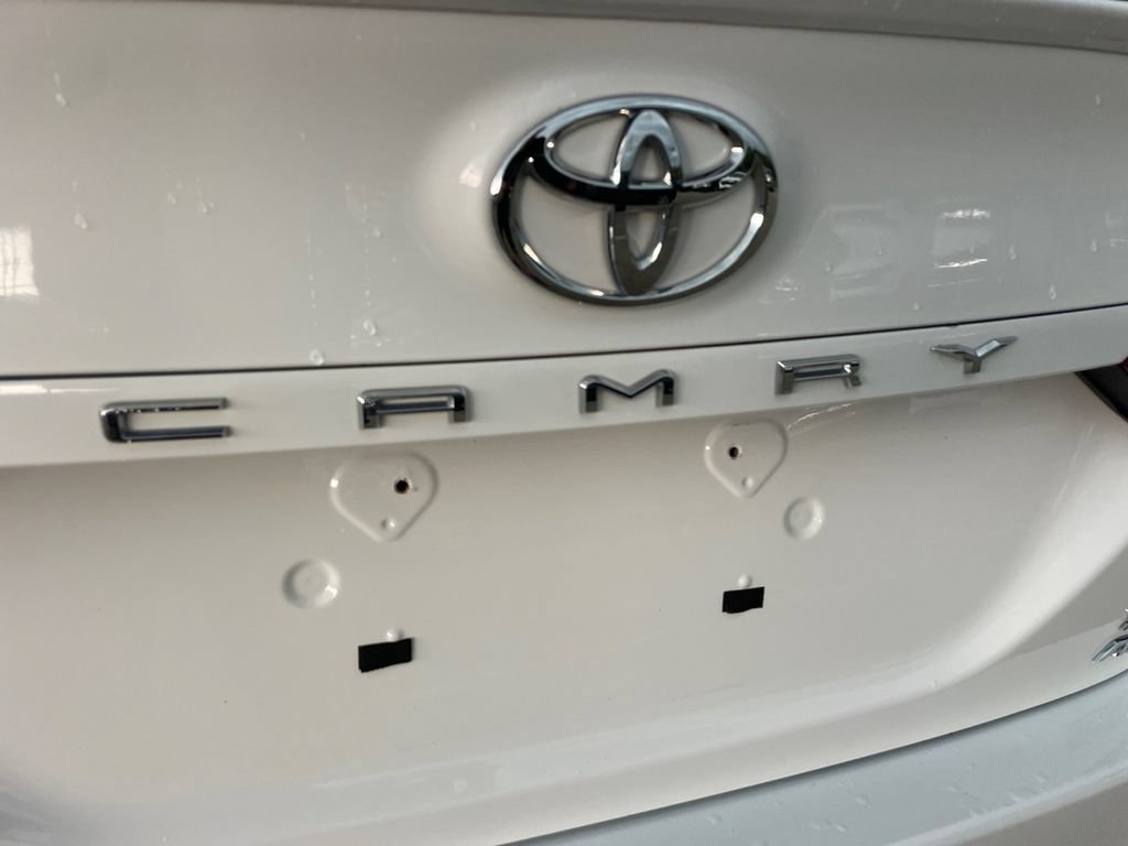 Used 2022 Toyota Camry SE w/ Cold Weather Package AWD/4WD image 17