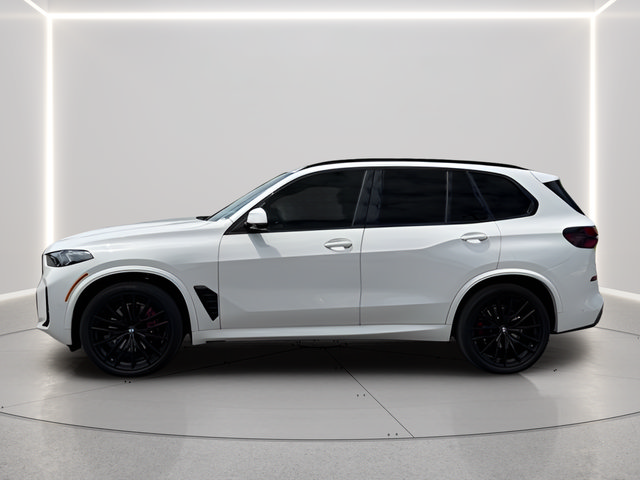 Used 2026 BMW X5 xDrive40i w/ M Sport Package AWD/4WD image 2