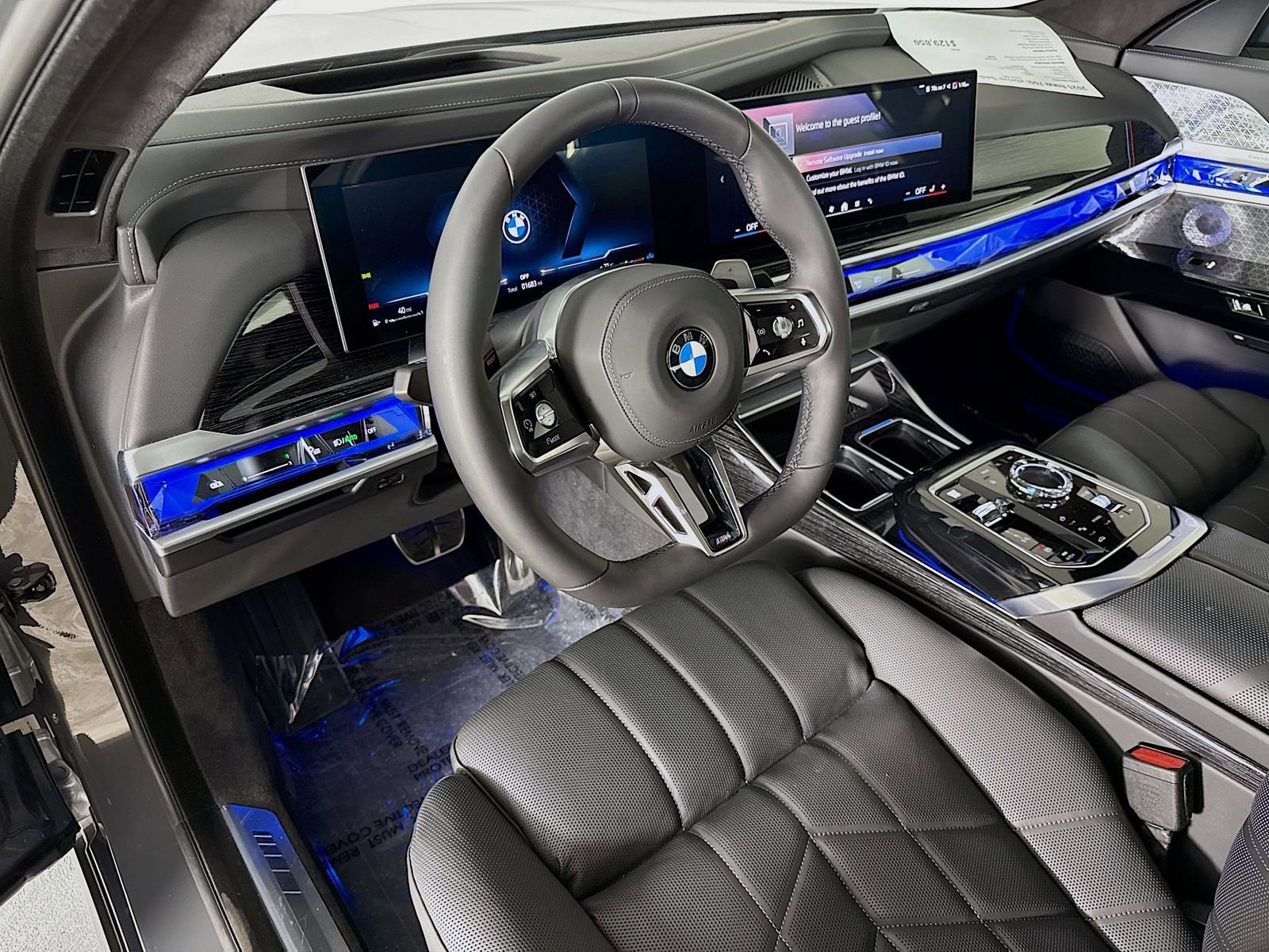 Used 2025 BMW 760i xDrive image 9