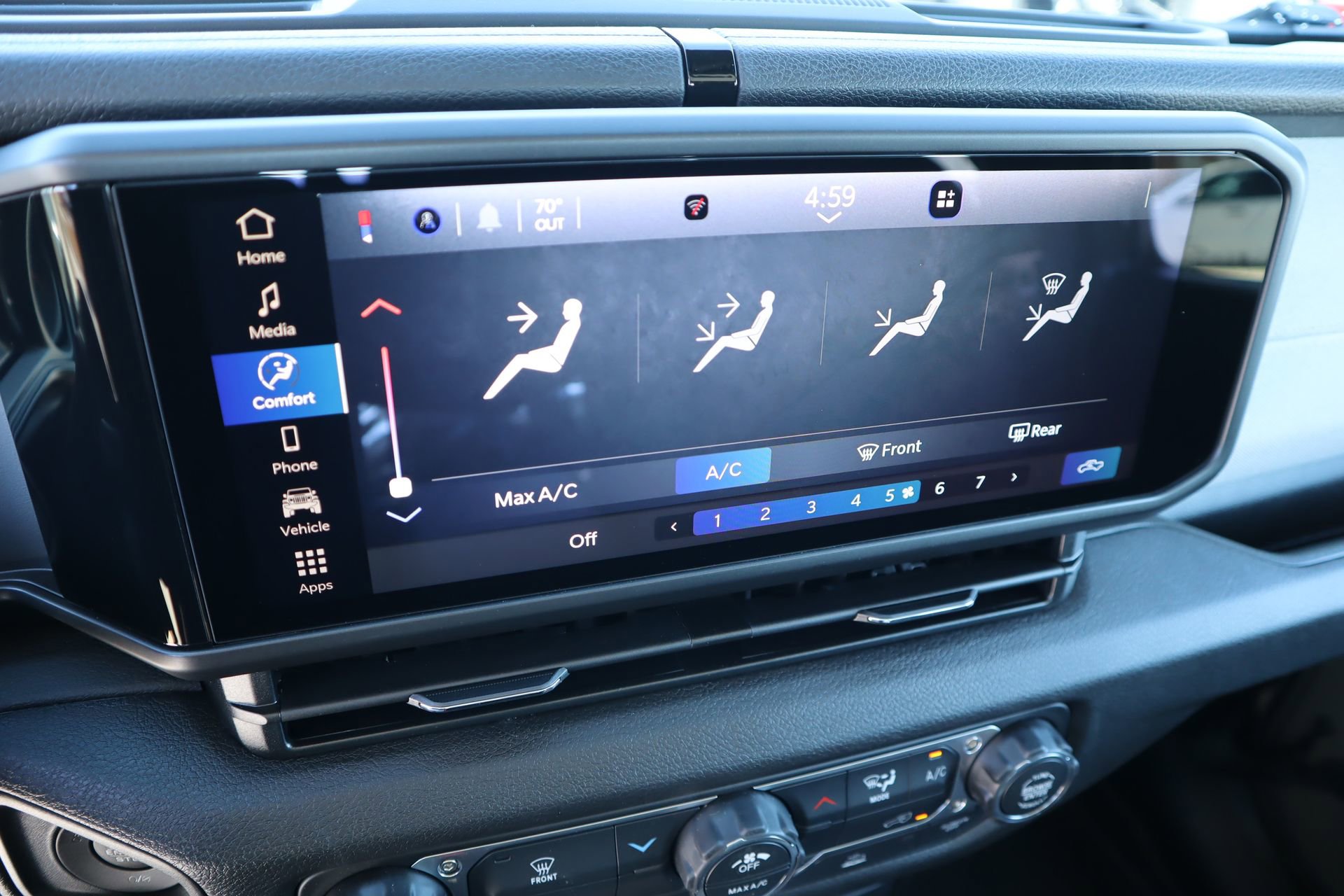 New 2026 Jeep Gladiator Sport AWD/4WD image 6