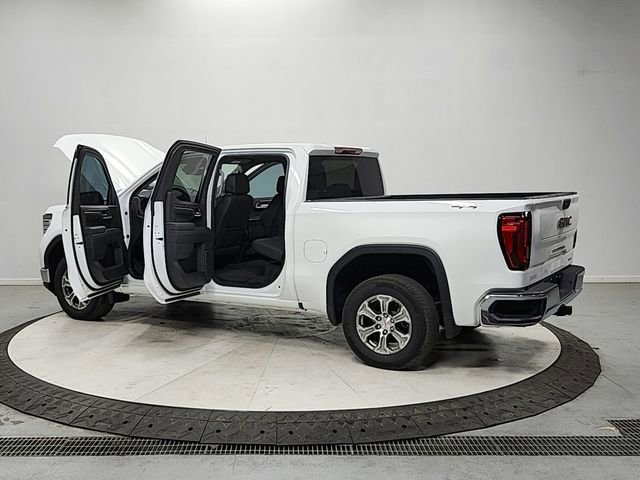 Used 2025 GMC Sierra 1500 SLT image 13