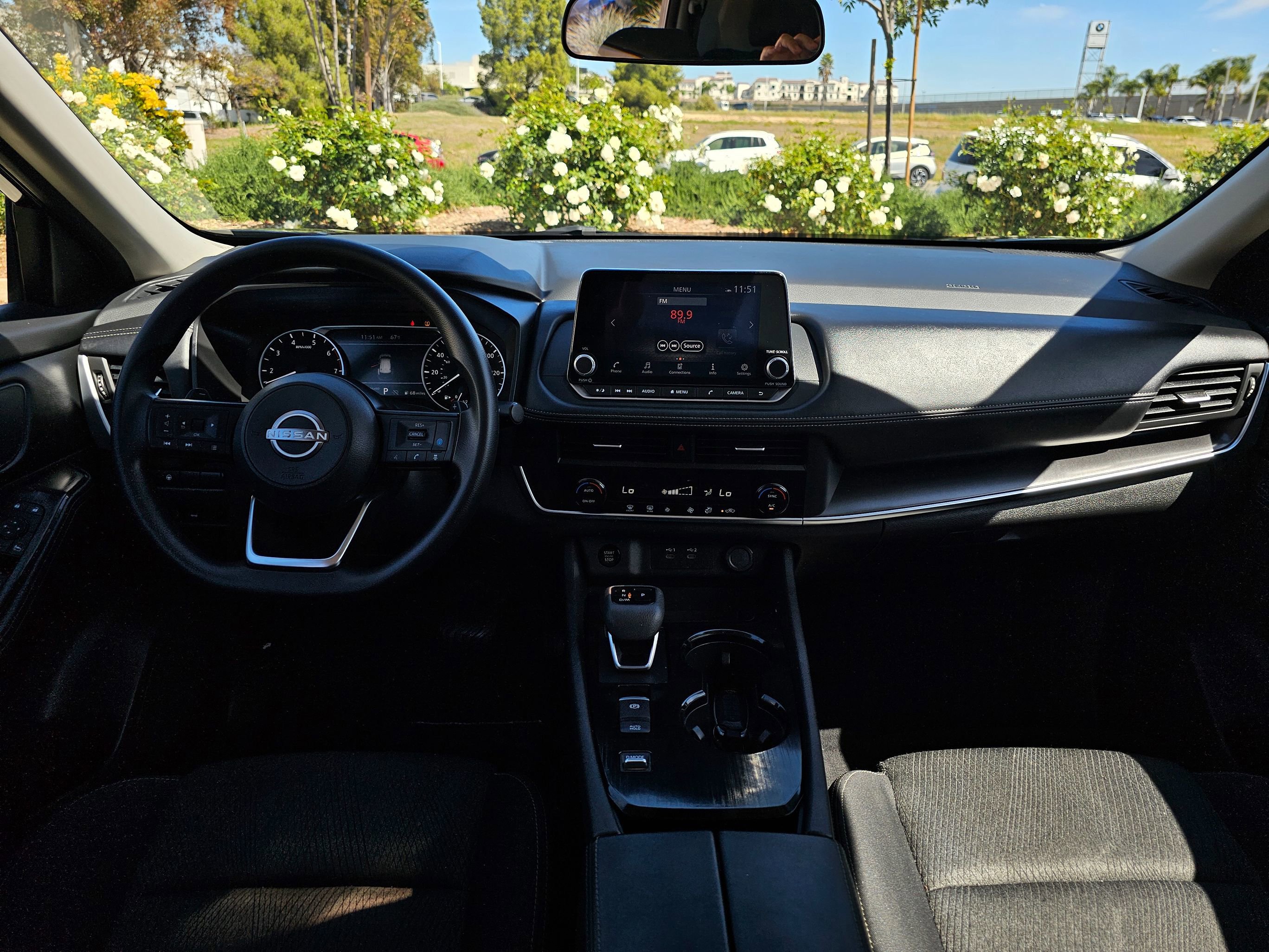 Used 2024 Nissan Rogue SV FWD image 20