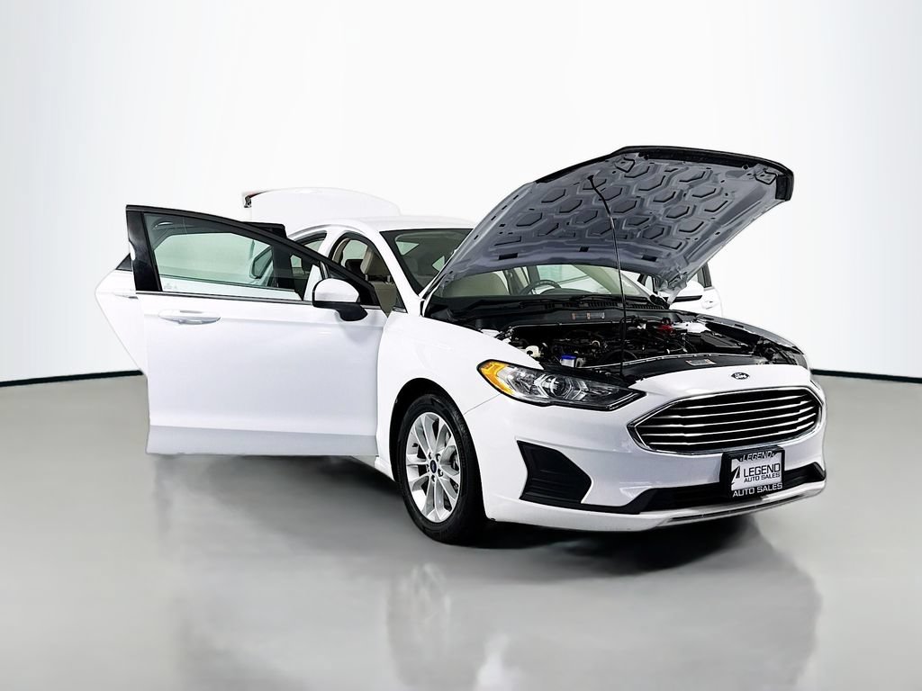 Used 2019 Ford Fusion SE FWD image 18
