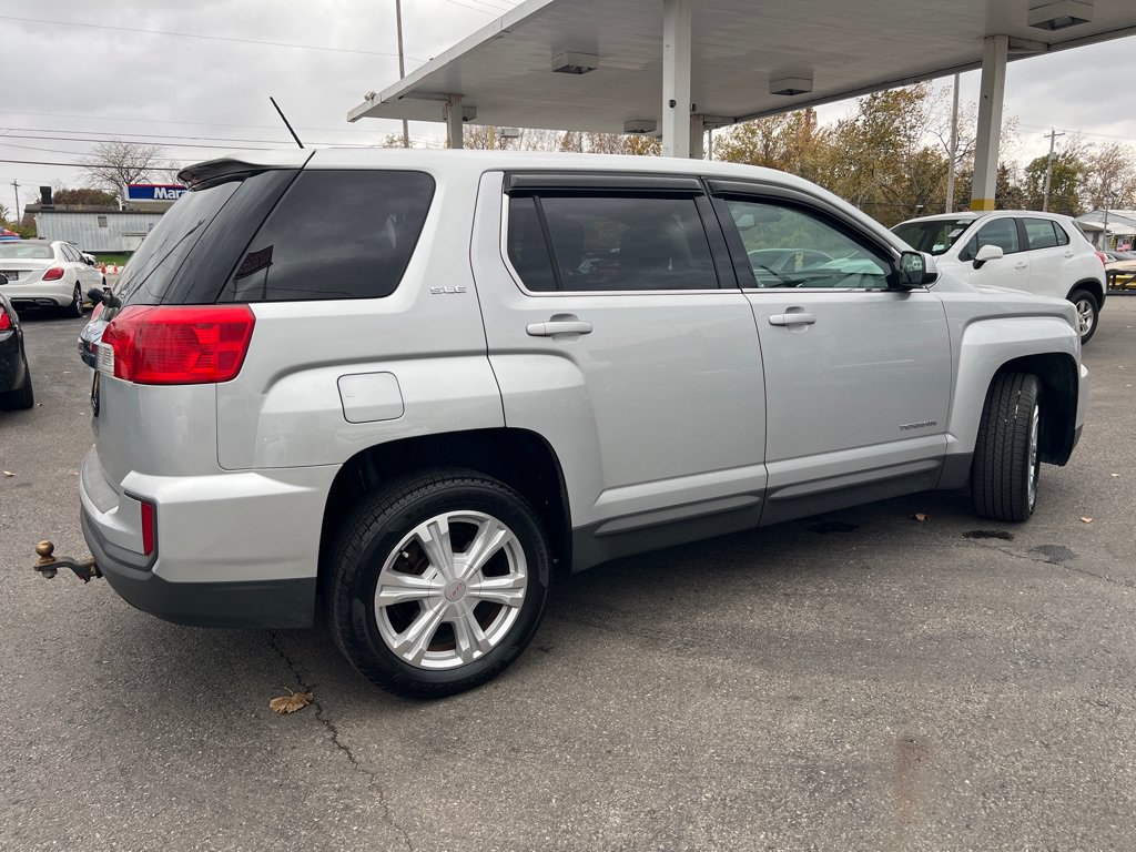 Used 2017 GMC Terrain SLE FWD image 13