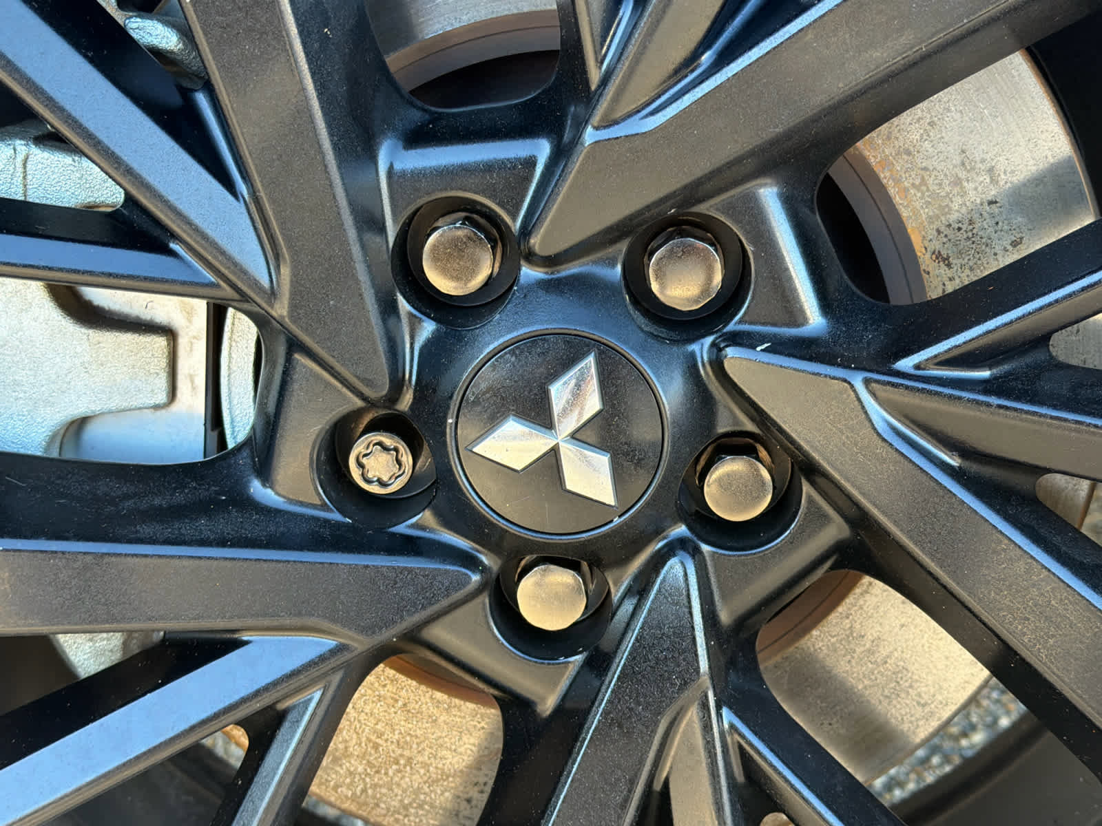 Used 2023 Mitsubishi Outlander SE Black Edition image 11