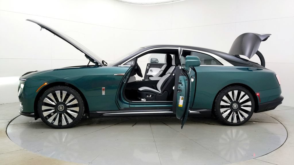 Used 2024 Rolls-Royce Spectre w/ Spectre Launch Package AWD/4WD image 12