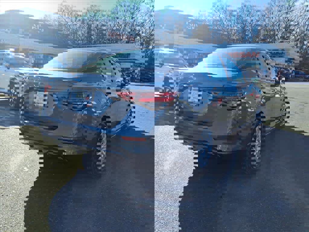 Certified 2023 Nissan Sentra S image 5