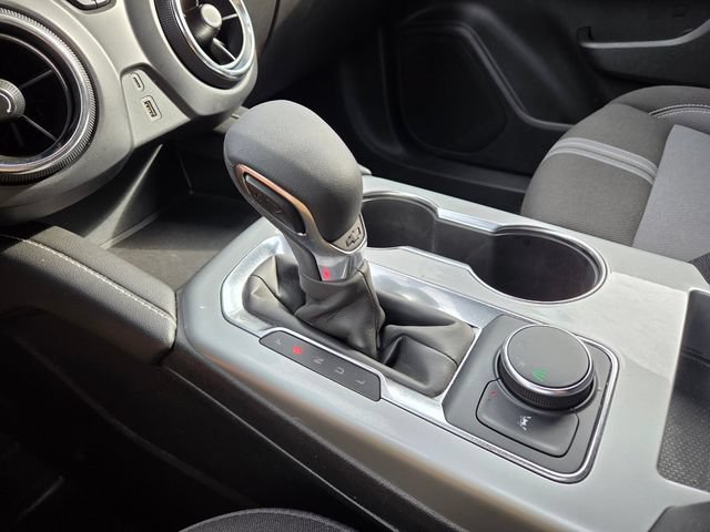 Certified 2025 Chevrolet Blazer LT FWD image 32