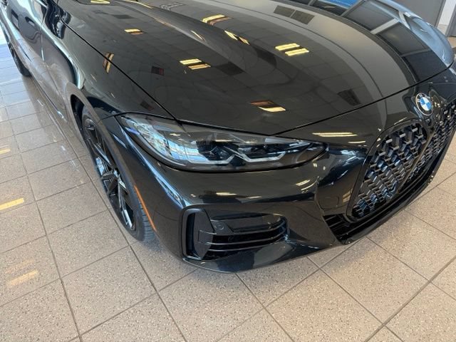 Used 2022 BMW M440i Convertible w/ Premium Package RWD image 9