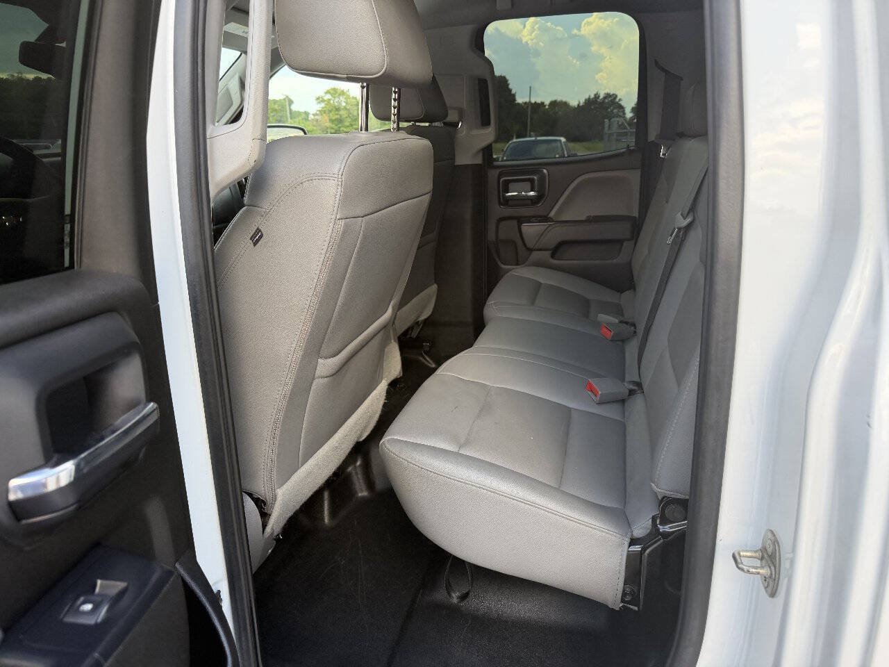 Used 2019 Chevrolet Silverado 1500 W/T w/ WT Convenience Package AWD/4WD image 9