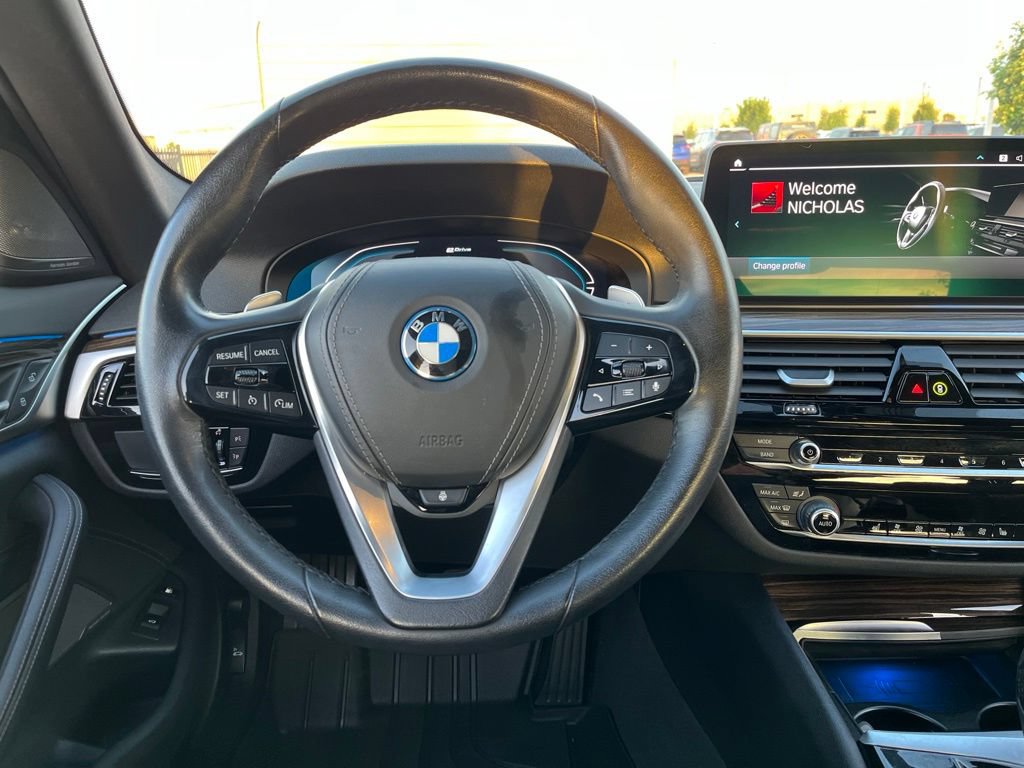 Used 2023 BMW 530e xDrive w/ Premium Package AWD/4WD image 17