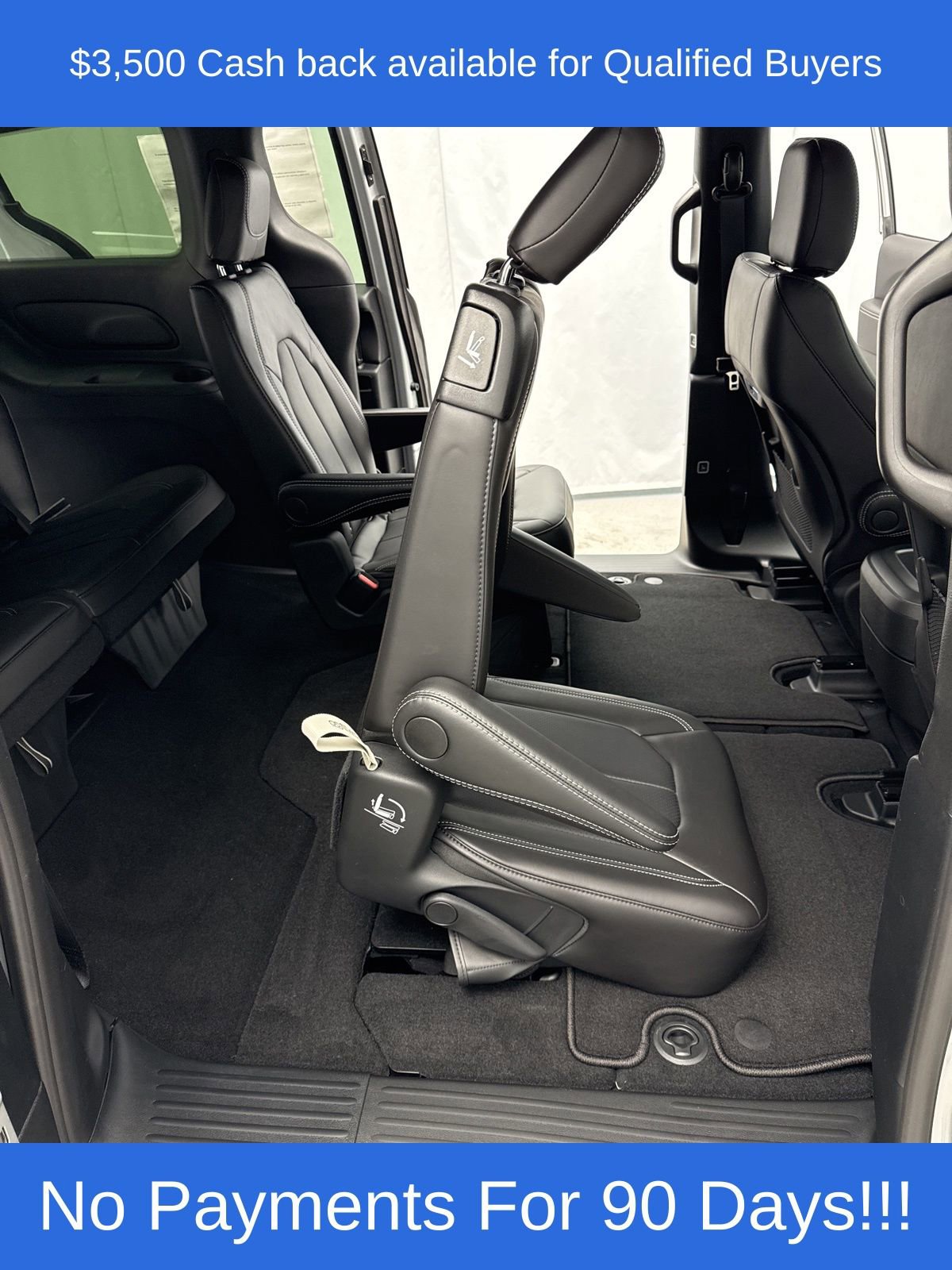 New 2026 Chrysler Pacifica Select image 30