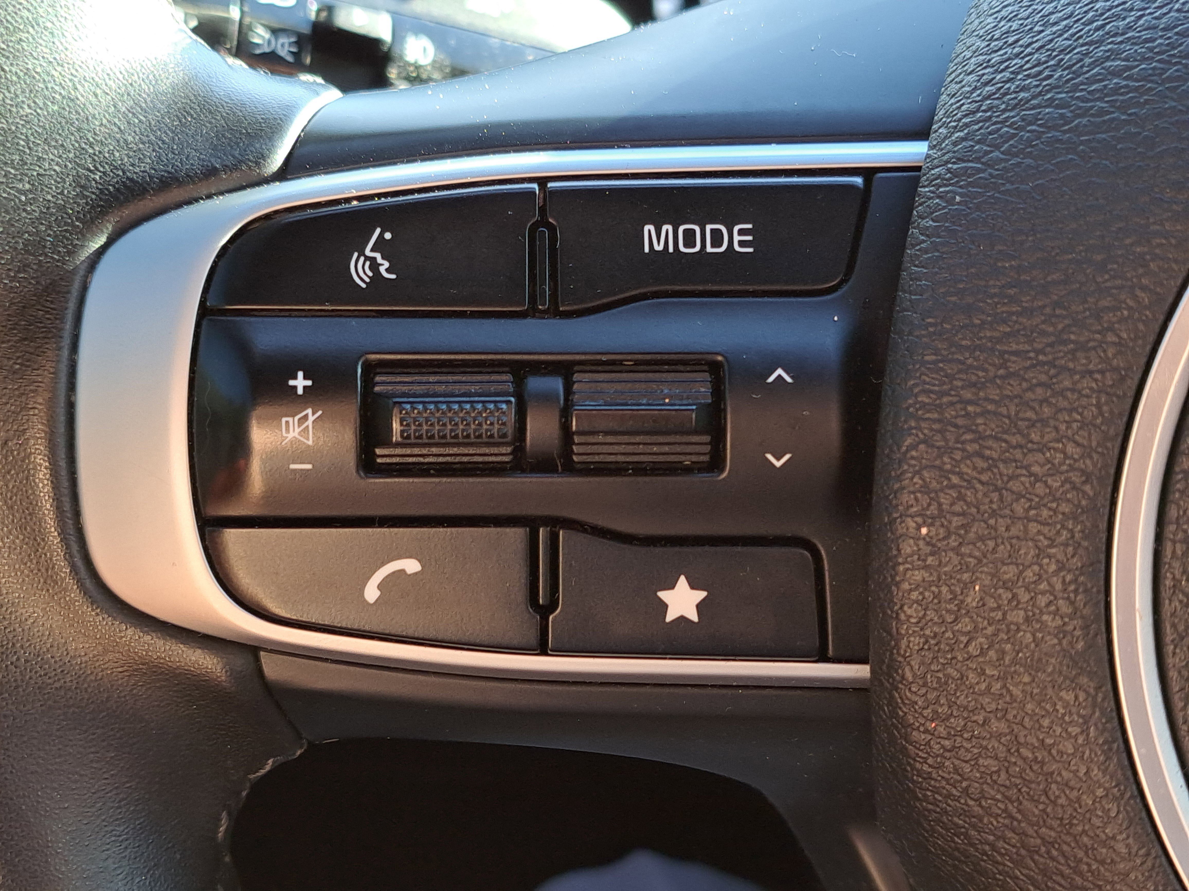 Used 2023 Kia Sportage SX image 28